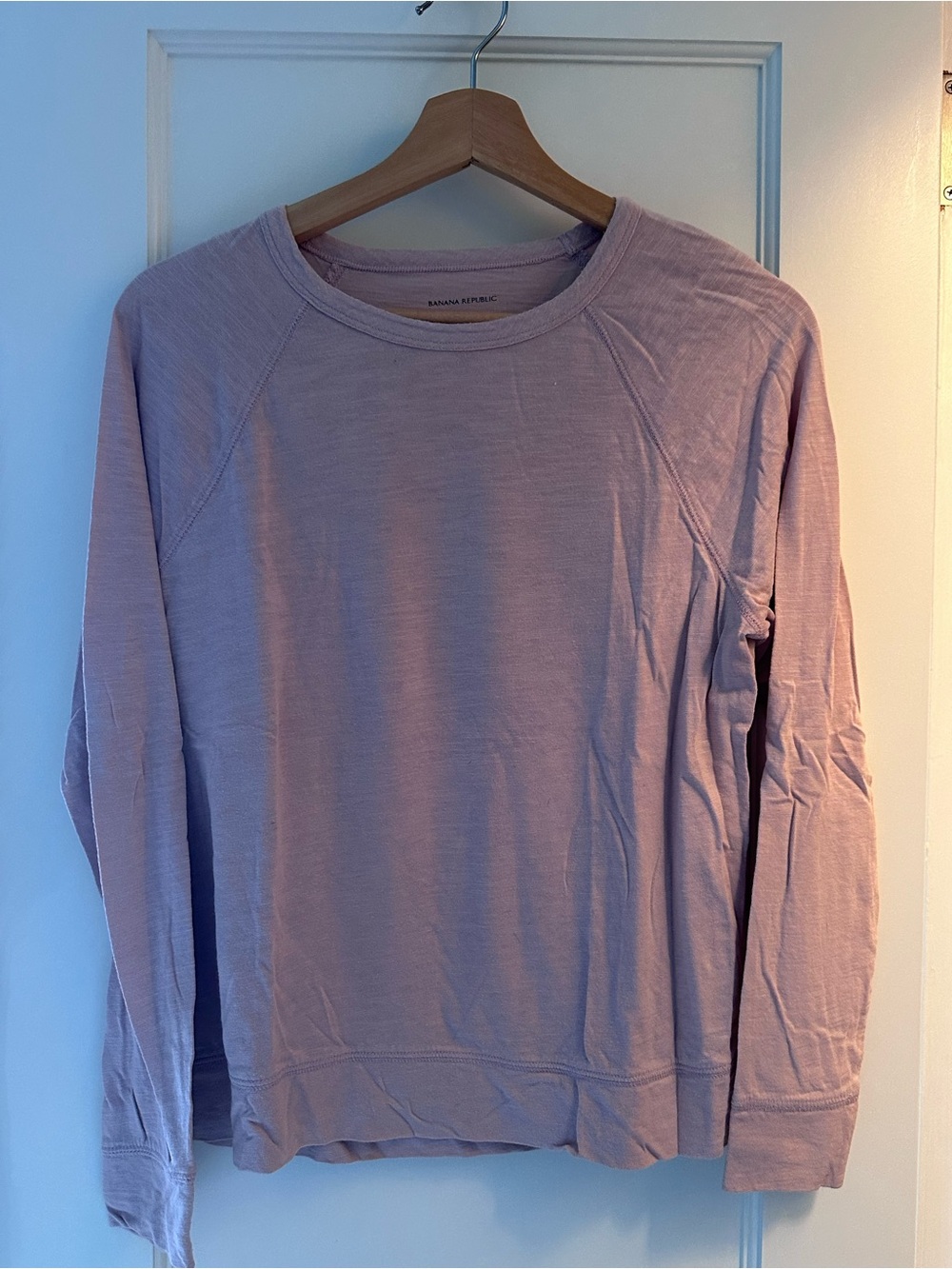 Banana Republic Men's Lavender Crewneck Sweater